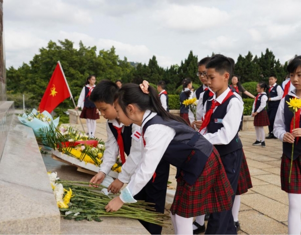 清明節，南山學(xué)子追思英烈，弘揚民族精神